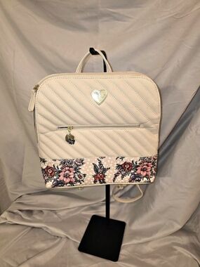 Luv Betsey Floral bag